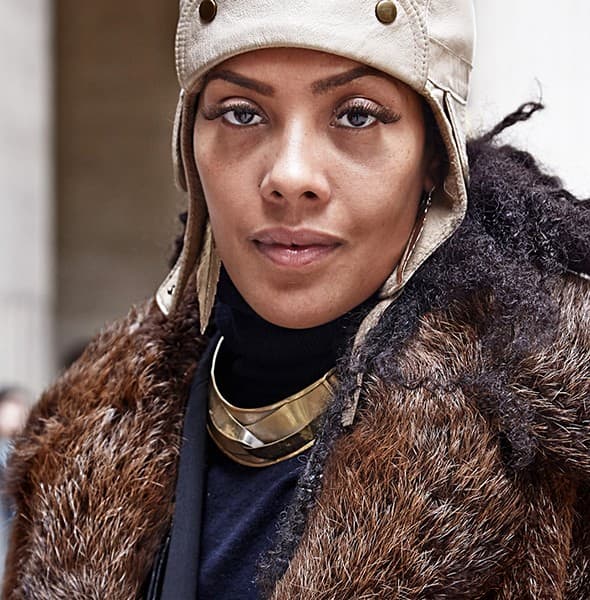 Paris-Street-Style-Neutrals-Gold-Adorn-London-1